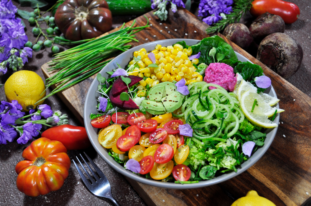 Healthy bowl full of vegetables